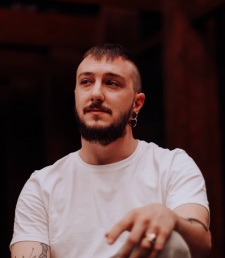 Álvaro Esteve